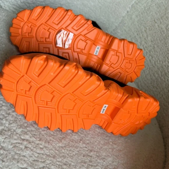 SHEIN Hightop Black and Orange Sneakers | 39 - Picture 3 of 6